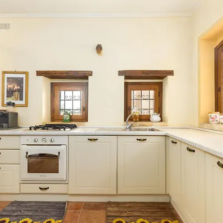 By Posarellivillas Villa Asís