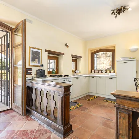 By Posarellivillas Willa