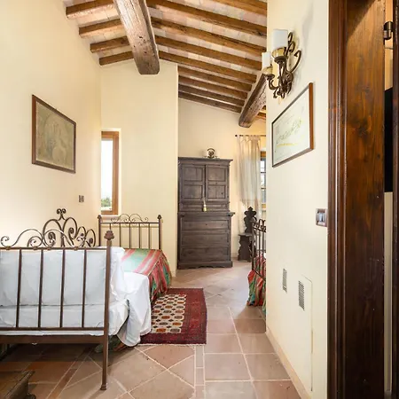 By Posarellivillas Asís