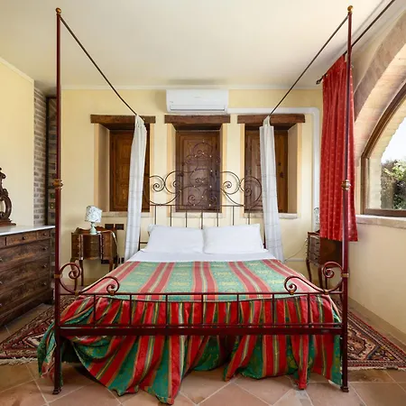 By Posarellivillas Villa