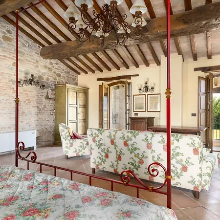 By Posarellivillas * Asís