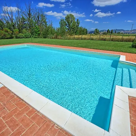 By Posarellivillas *