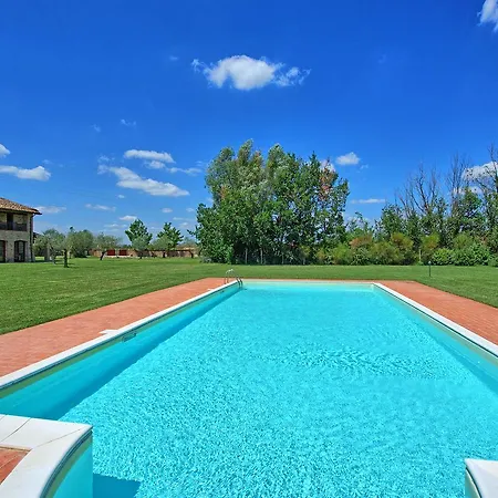 By Posarellivillas * أسيسي