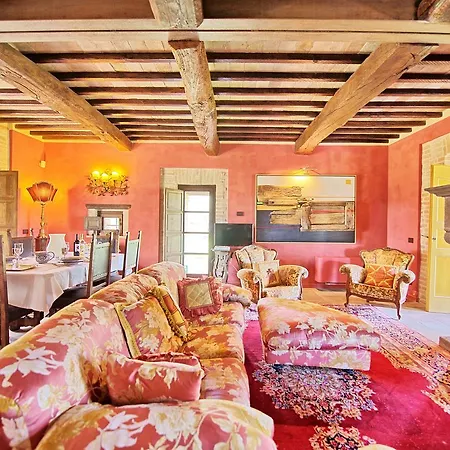 By Posarellivillas * Asís