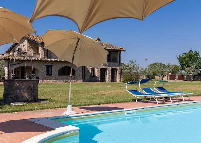 Vila By Posarellivillas *