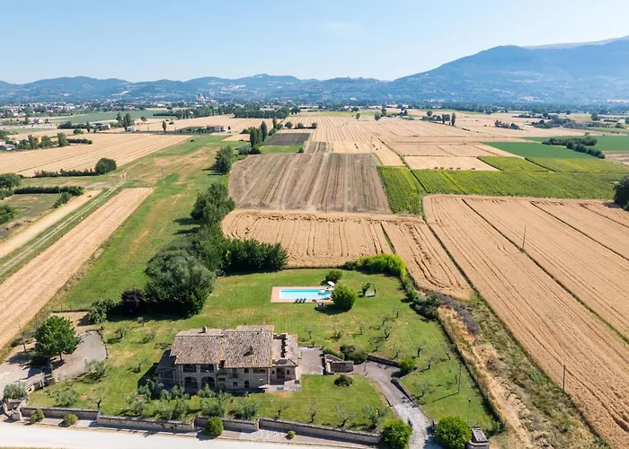 Vila By Posarellivillas Assisi