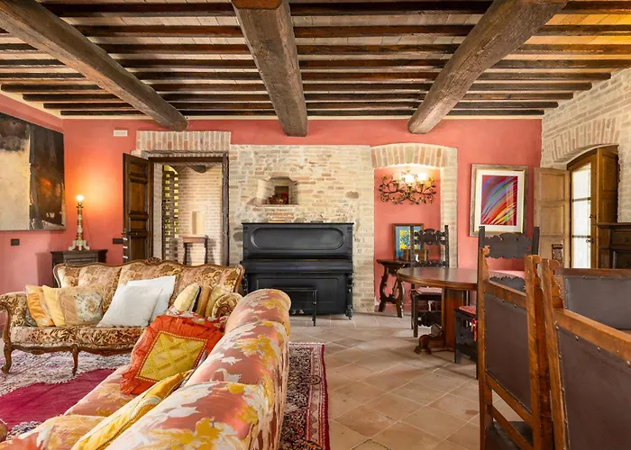 By Posarellivillas *