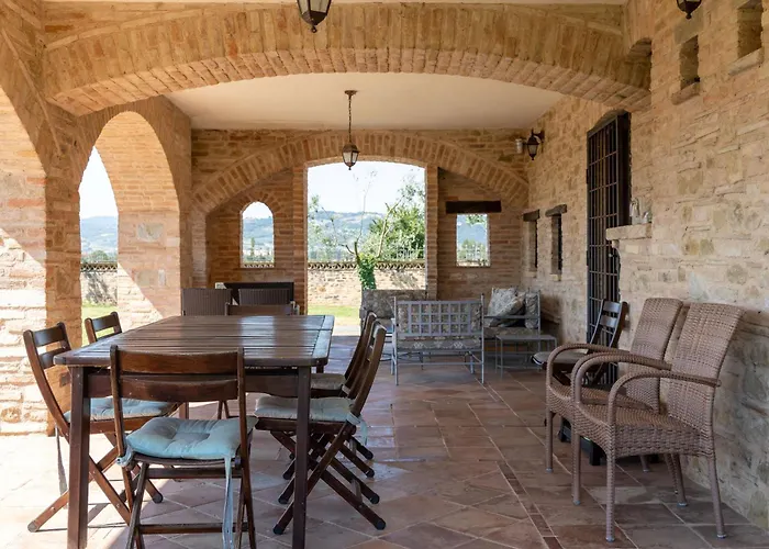 By Posarellivillas Vila Assisi