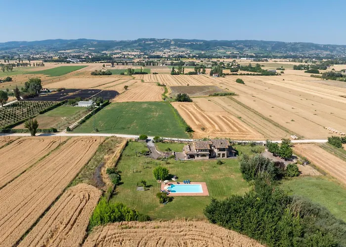 Vila By Posarellivillas Assisi